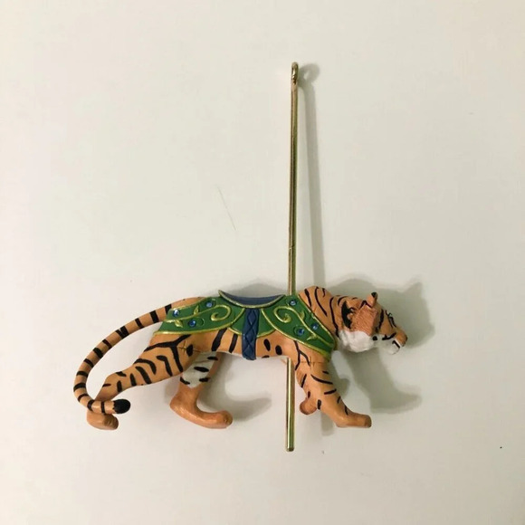 2008  Hallmark Keepsake Ornament Wild Tiger Carousel Ride Christmas - Picture 4 of 16